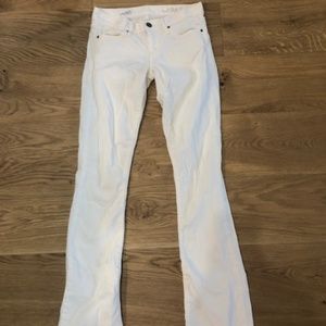 white GAP skinny boot jeans